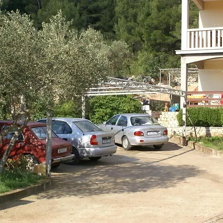And By The Sea Lumbarda, Korcula - 4345 Guest house 3*