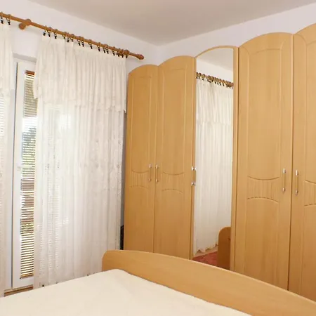 And By The Sea Lumbarda, Korcula - 4345 Guest house 3*