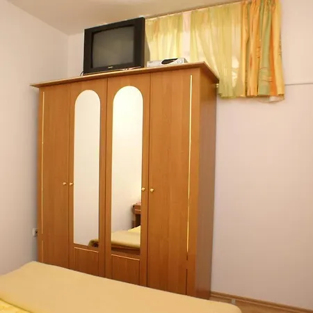 And By The Sea Lumbarda, Korcula - 4345